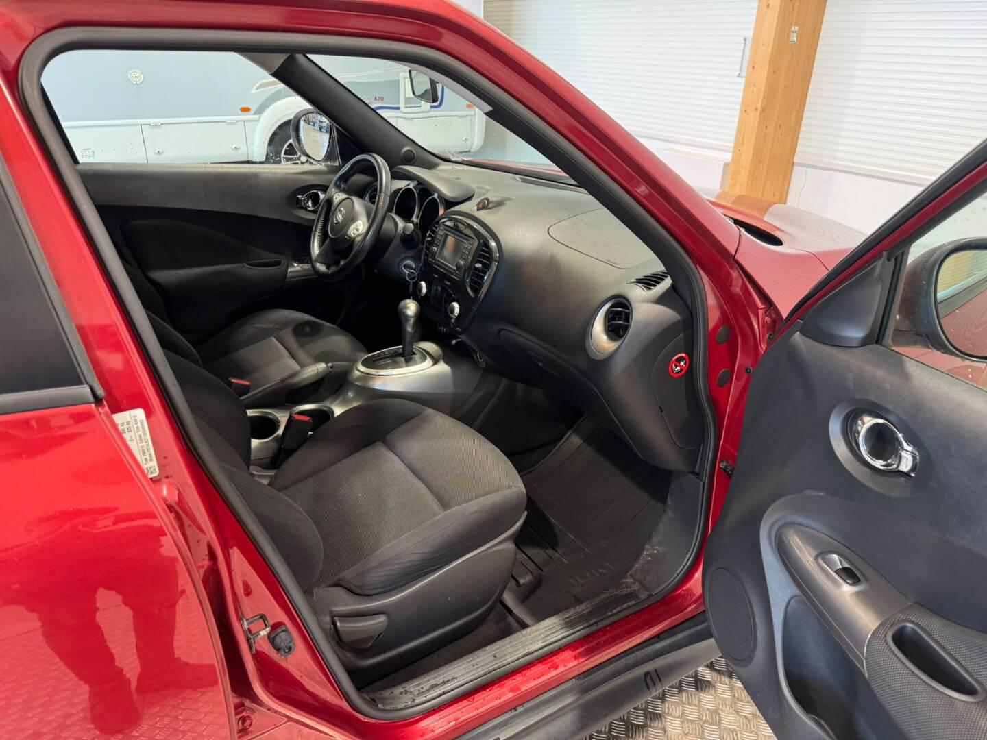NISSAN Juke 2011