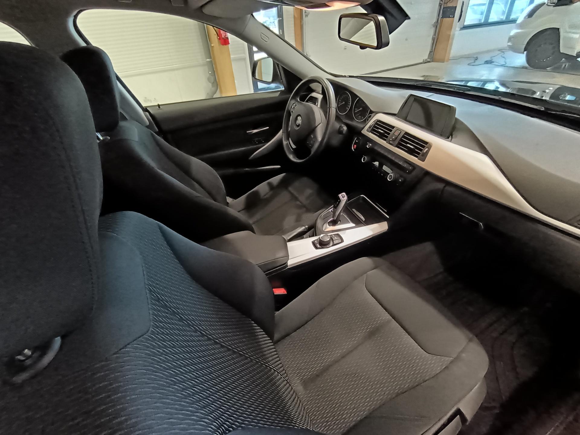 BMW 320 Gran Turismo 2014