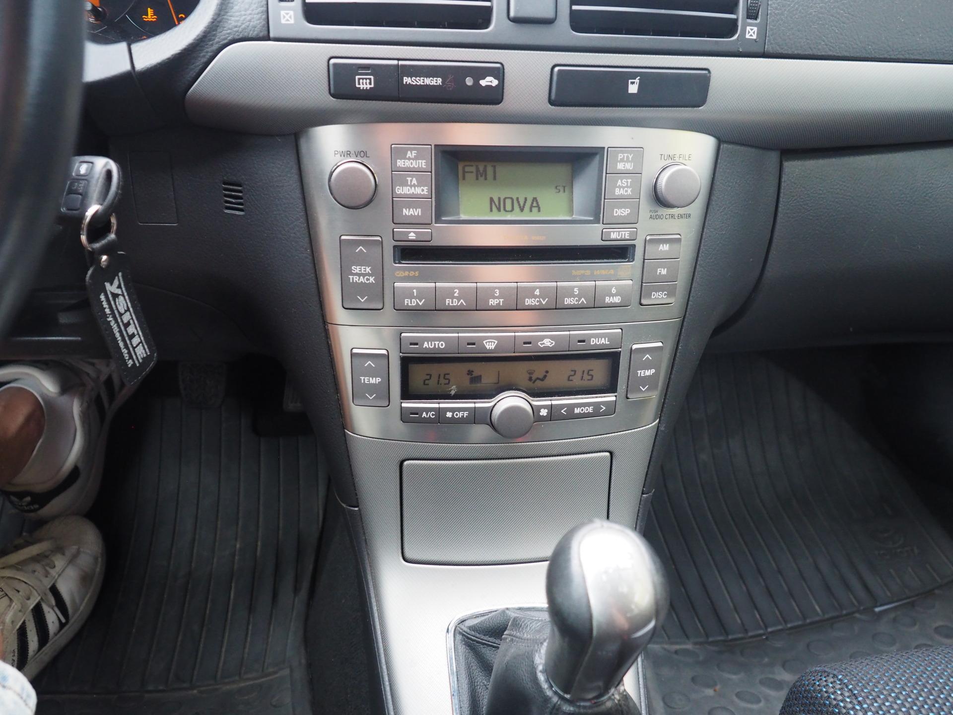 TOYOTA Avensis 2008