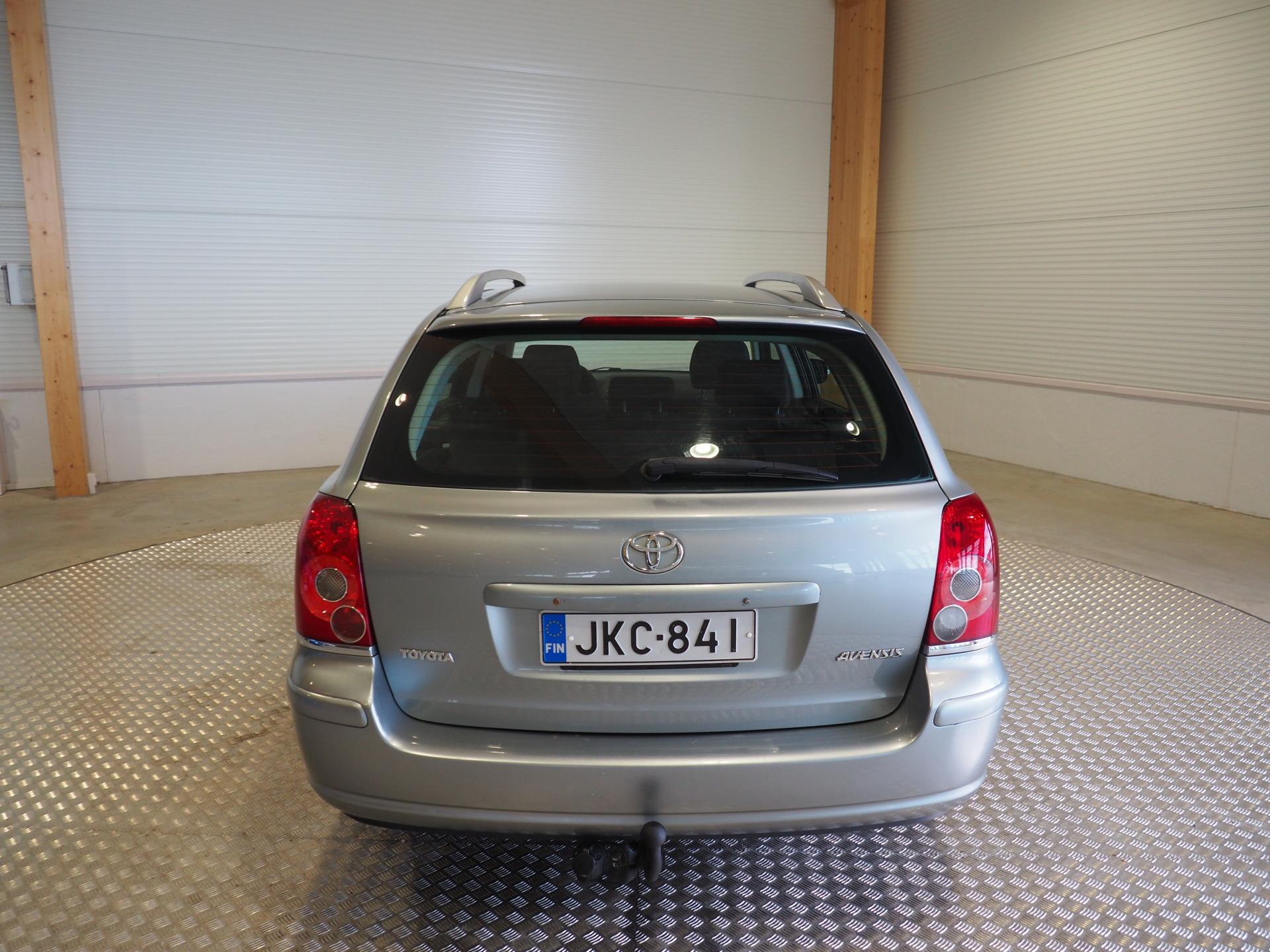 TOYOTA Avensis 2008