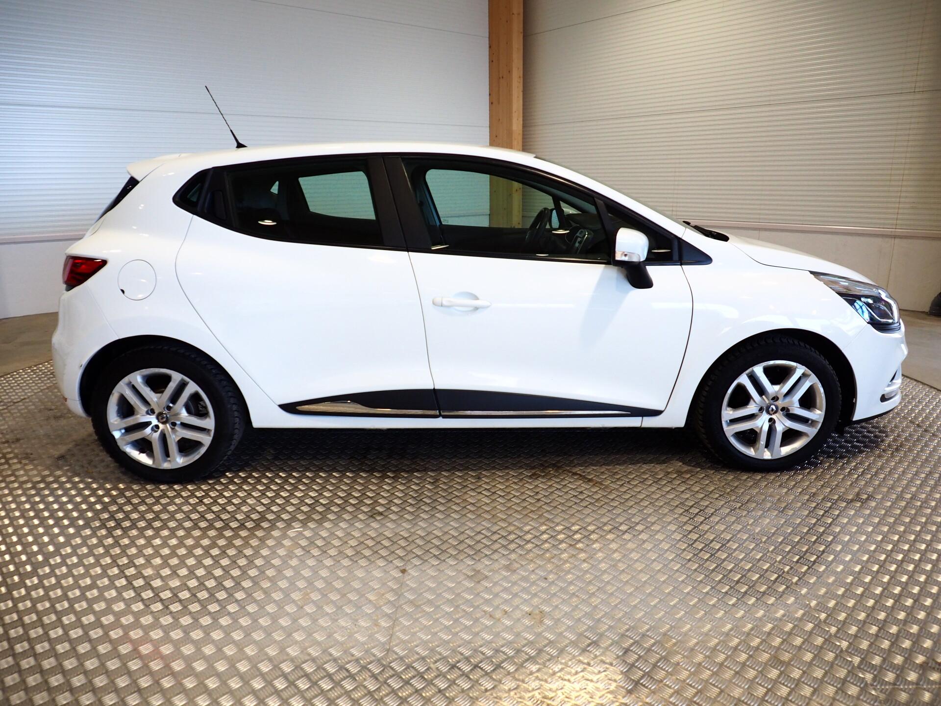 RENAULT Clio 2018