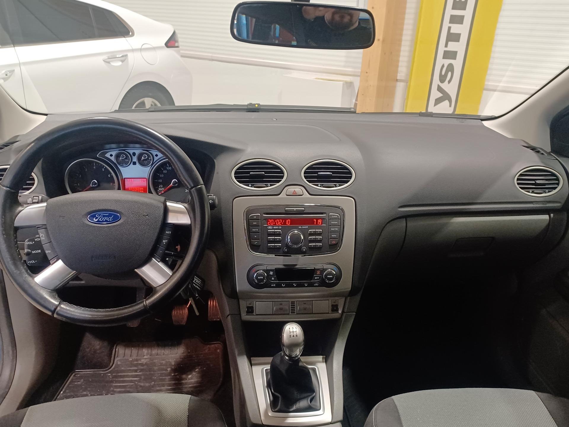 FORD Focus 2010