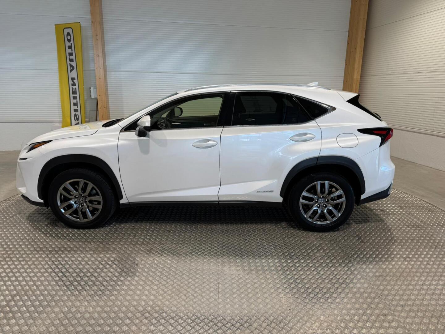 LEXUS NX 2018