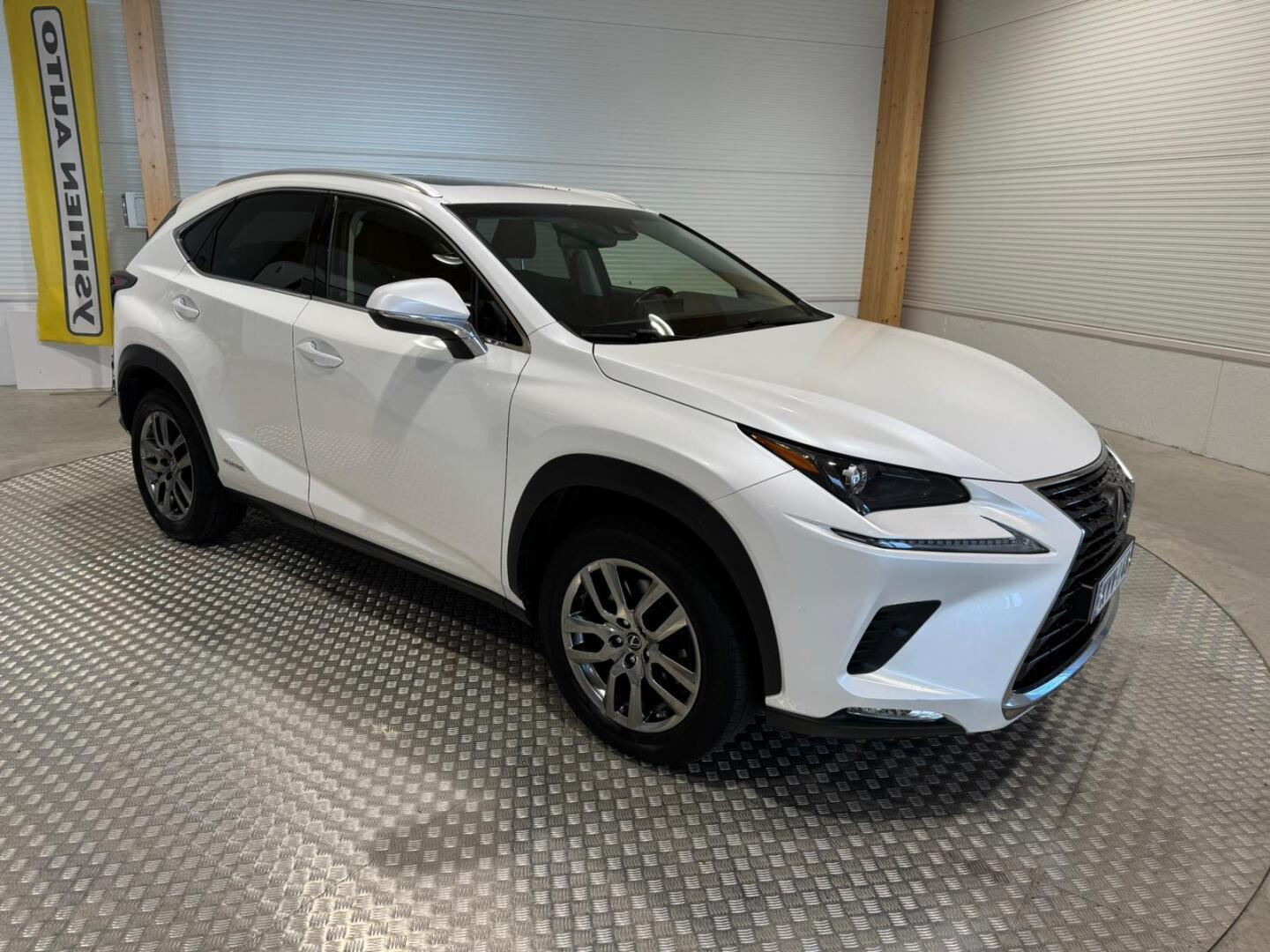 LEXUS NX 2018