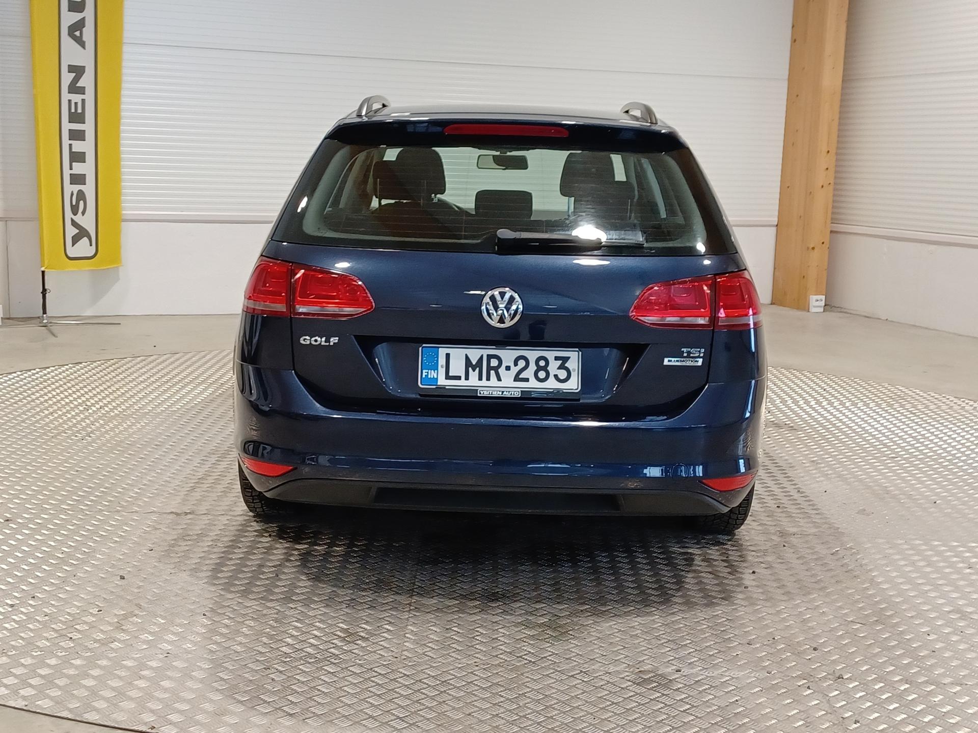 VOLKSWAGEN Golf 2015