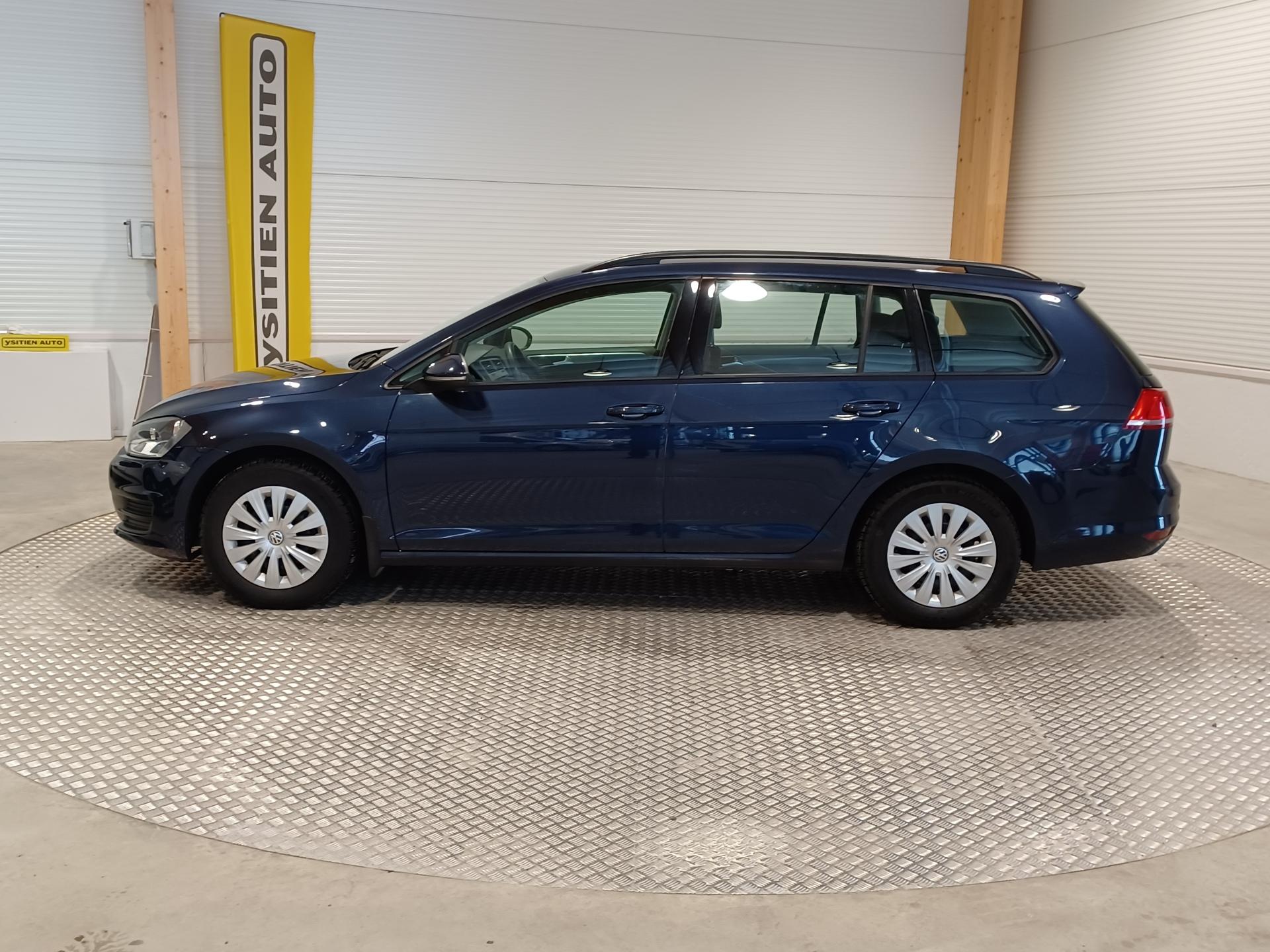 VOLKSWAGEN Golf 2015