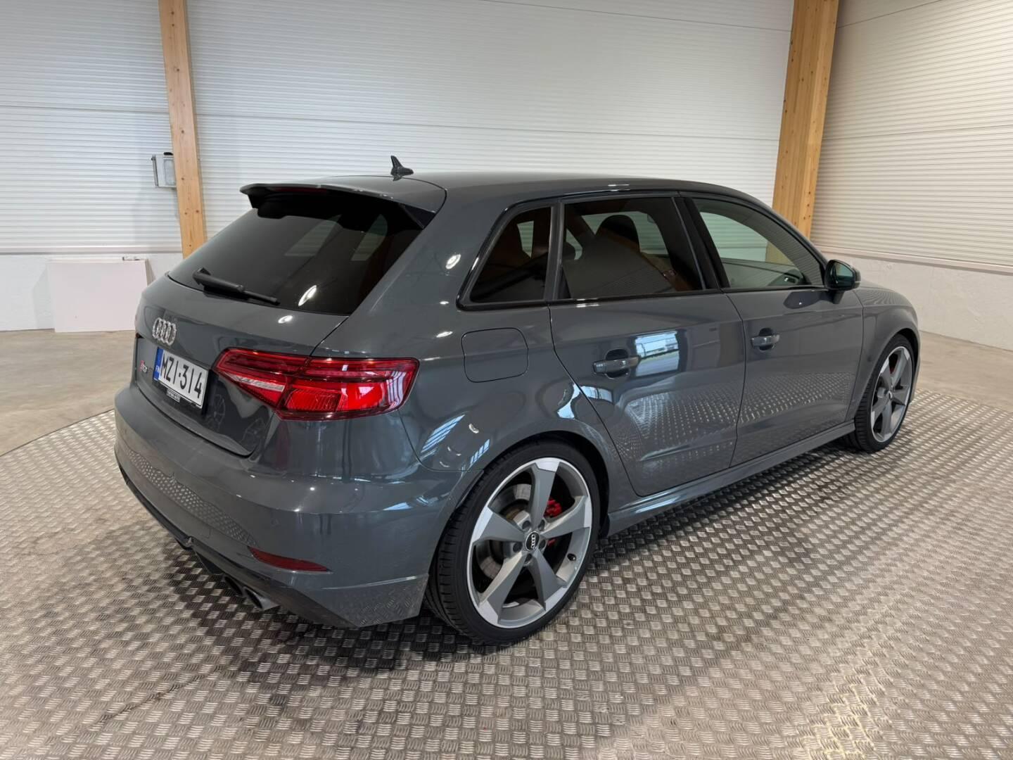 AUDI S3 2018