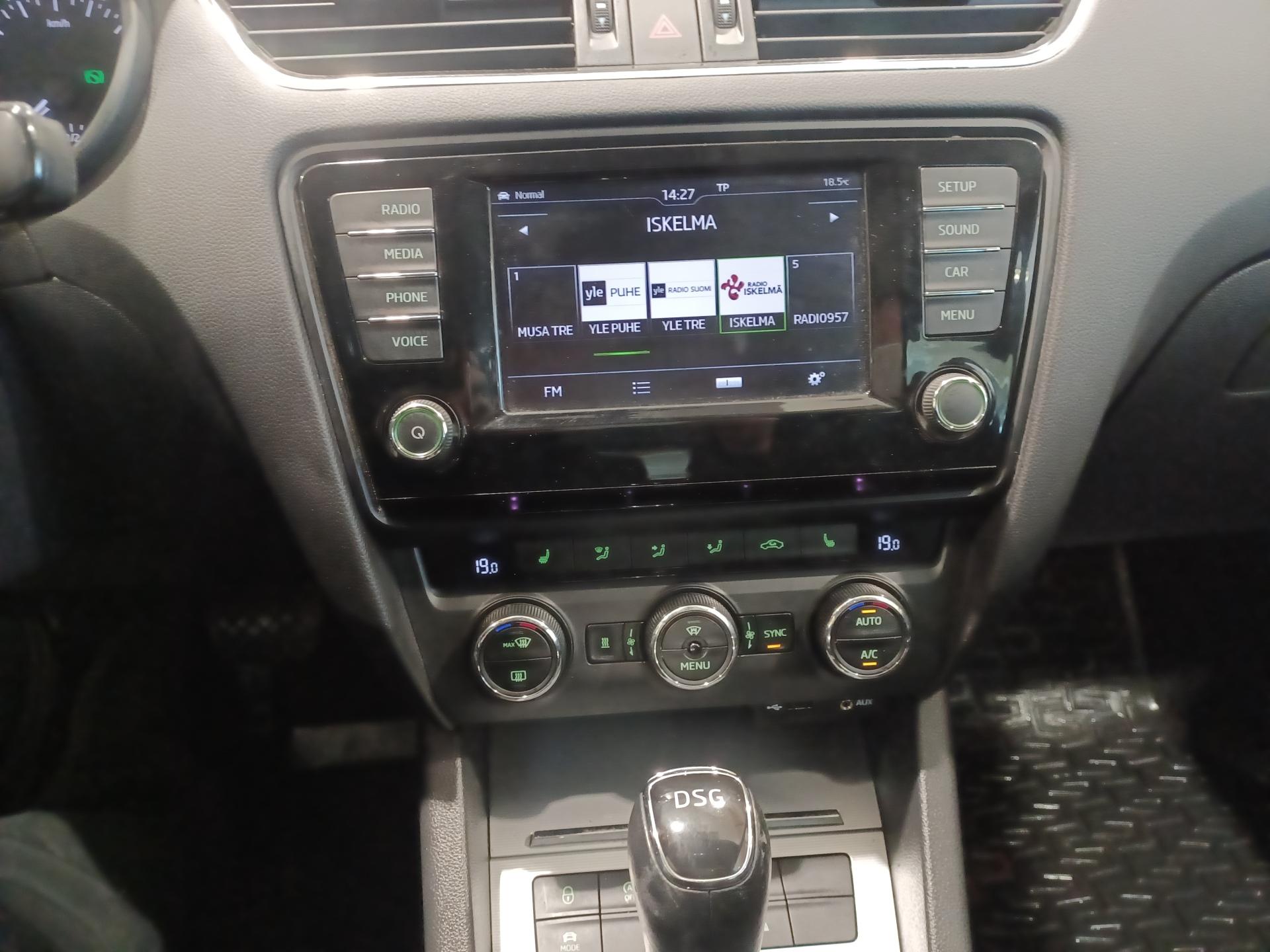 SKODA Octavia 2015