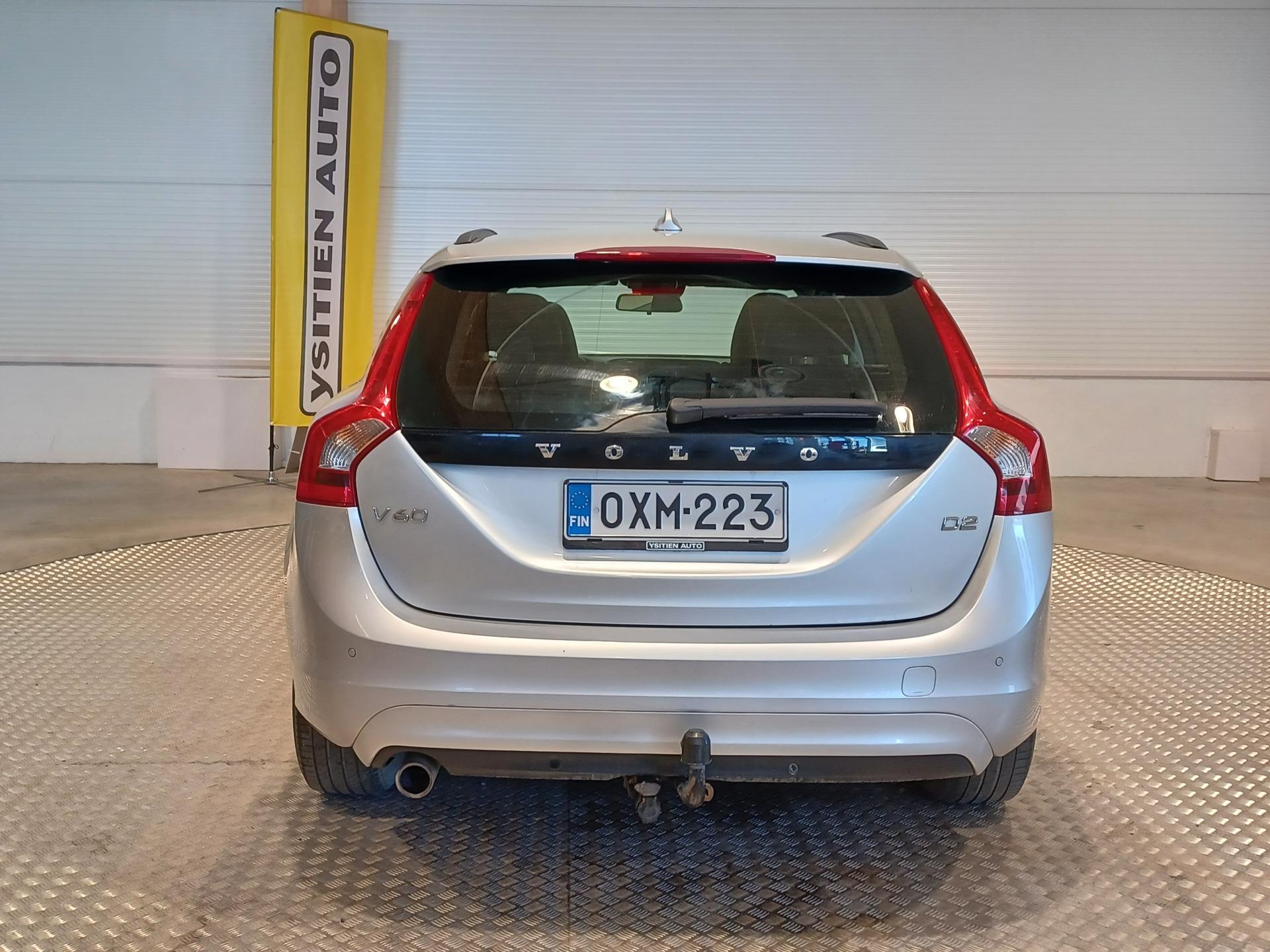 VOLVO V60 2014