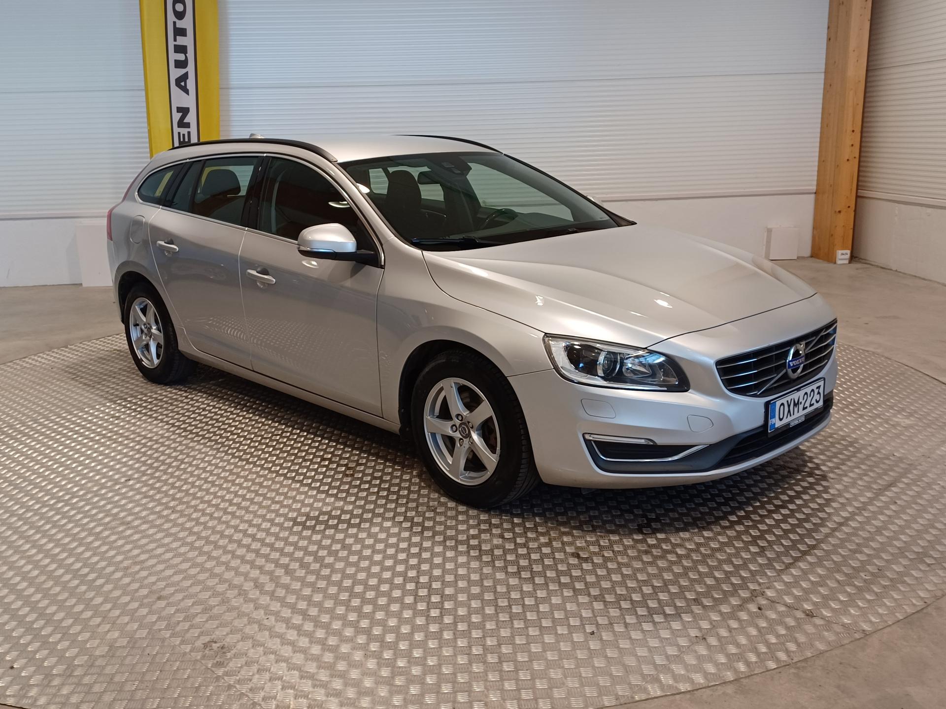 VOLVO V60 2014