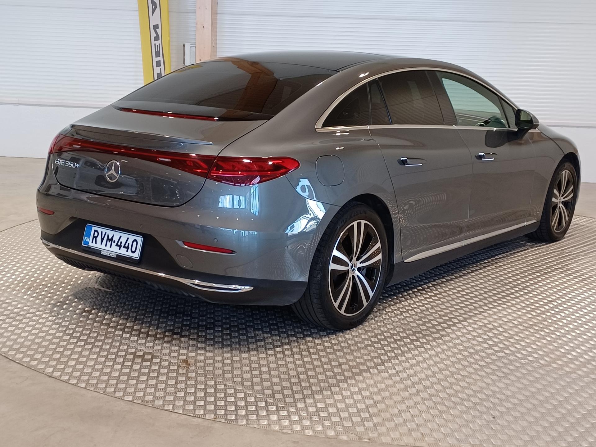 MERCEDES-BENZ EQE 2022