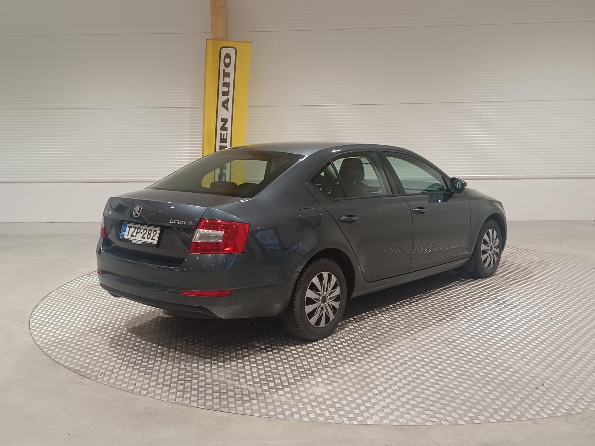 SKODA Octavia 2015