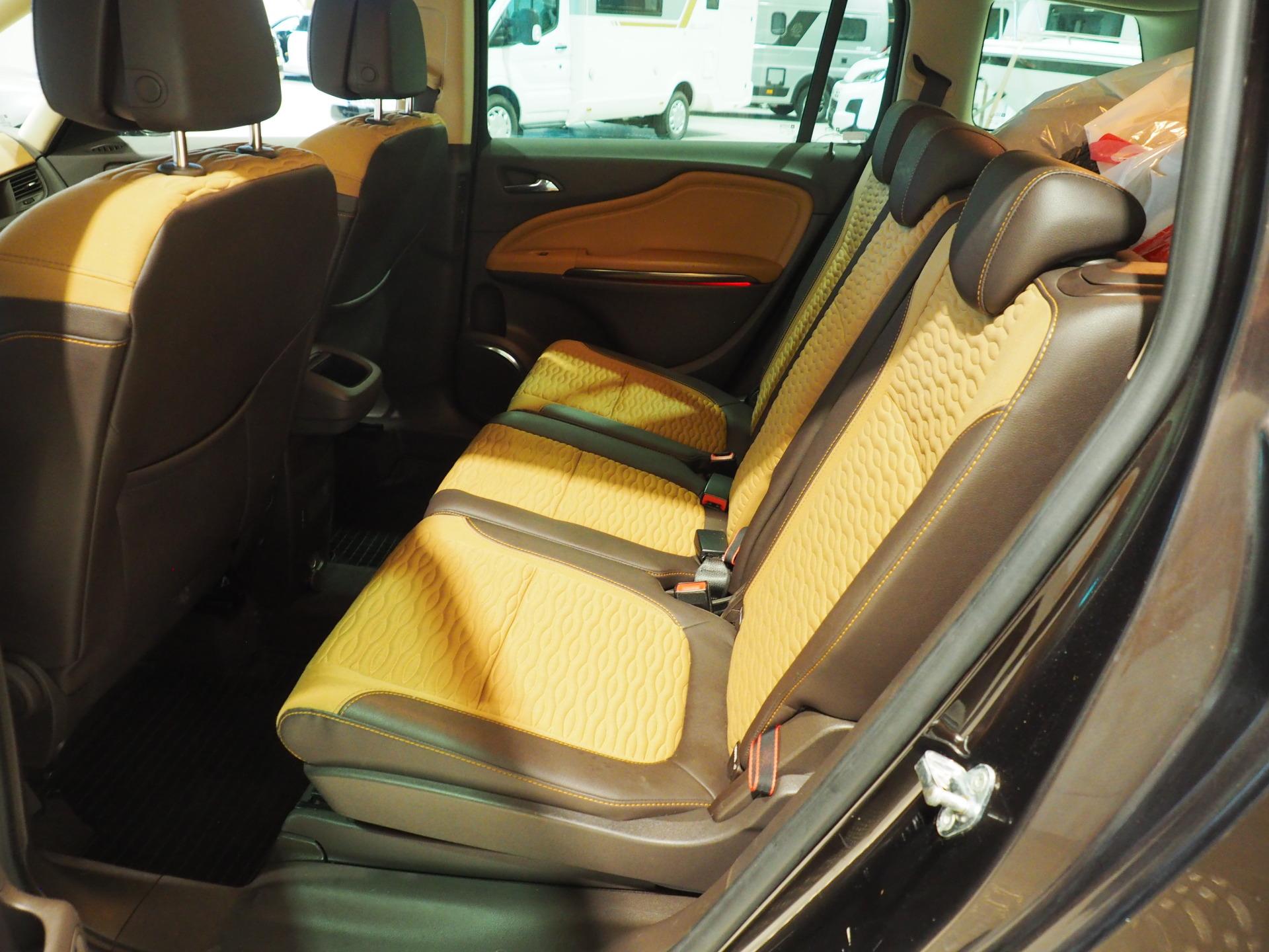 OPEL Zafira Tourer 2013