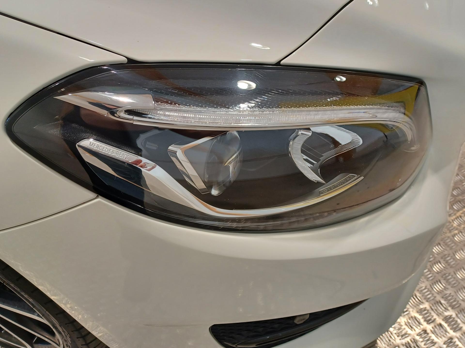 MERCEDES-BENZ B 2015