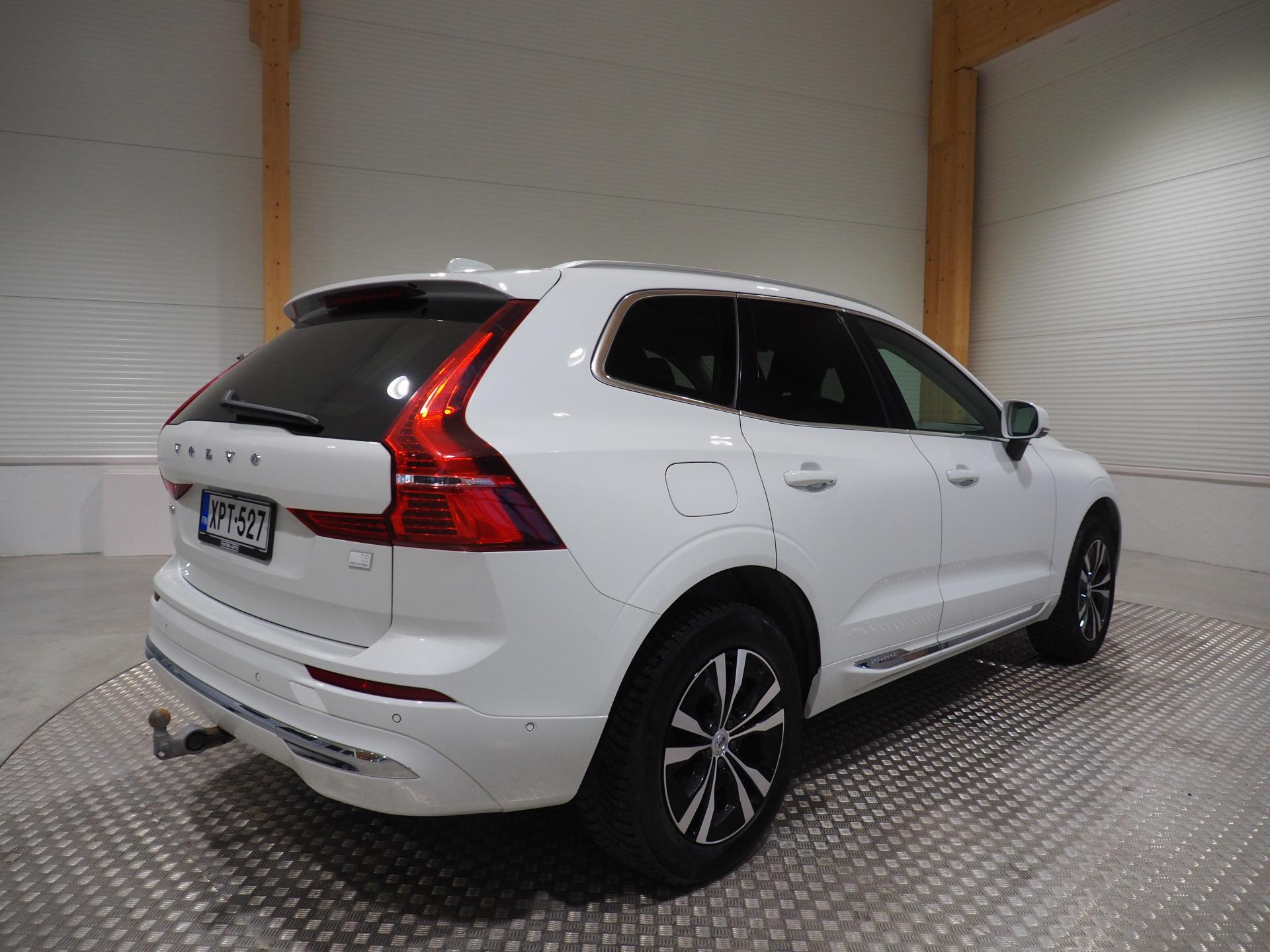 VOLVO XC60 2022