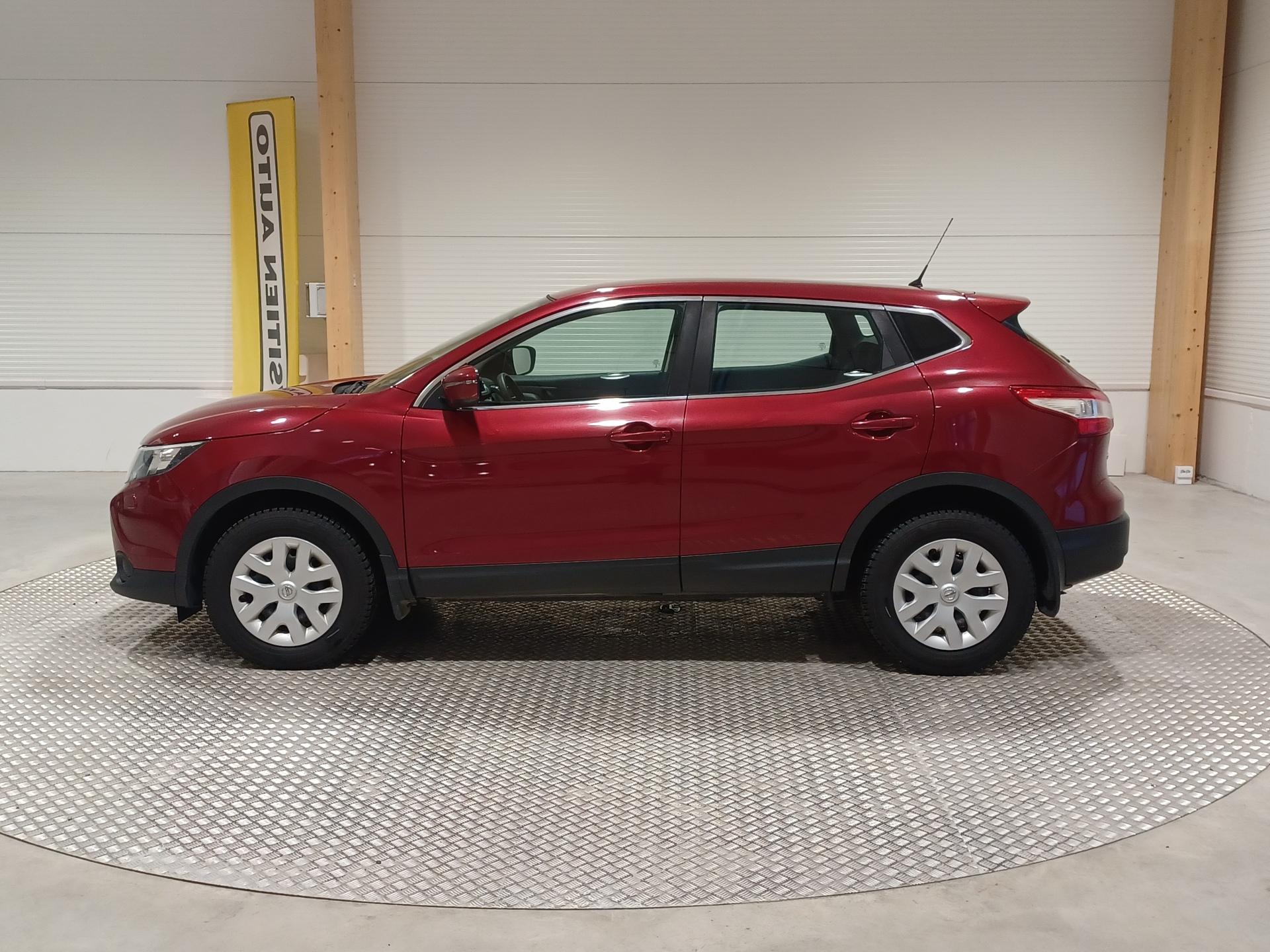 NISSAN Qashqai 2015