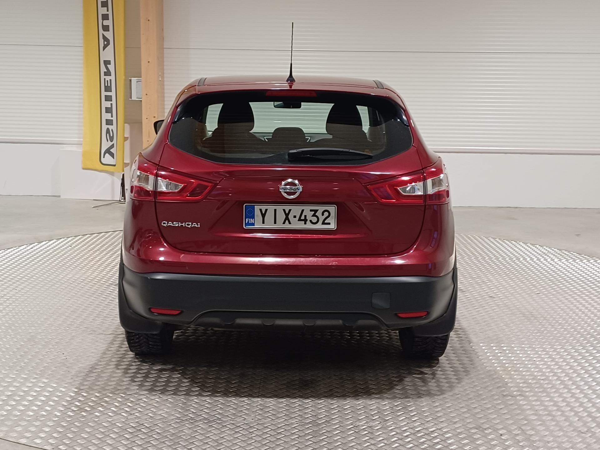 NISSAN Qashqai 2015