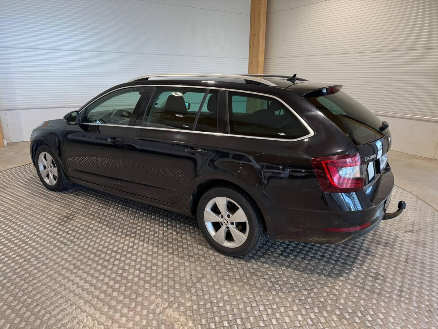 SKODA Octavia 2018