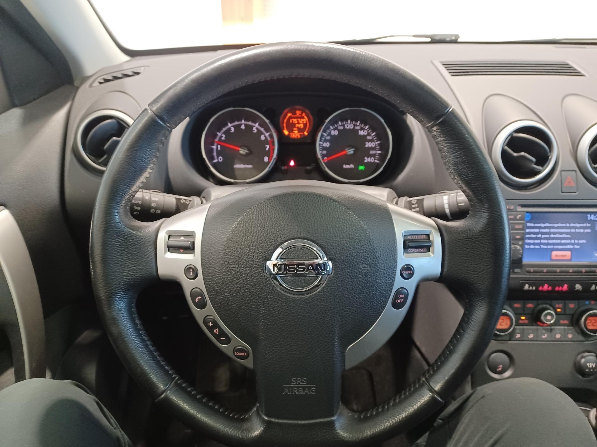 NISSAN Qashqai 2009