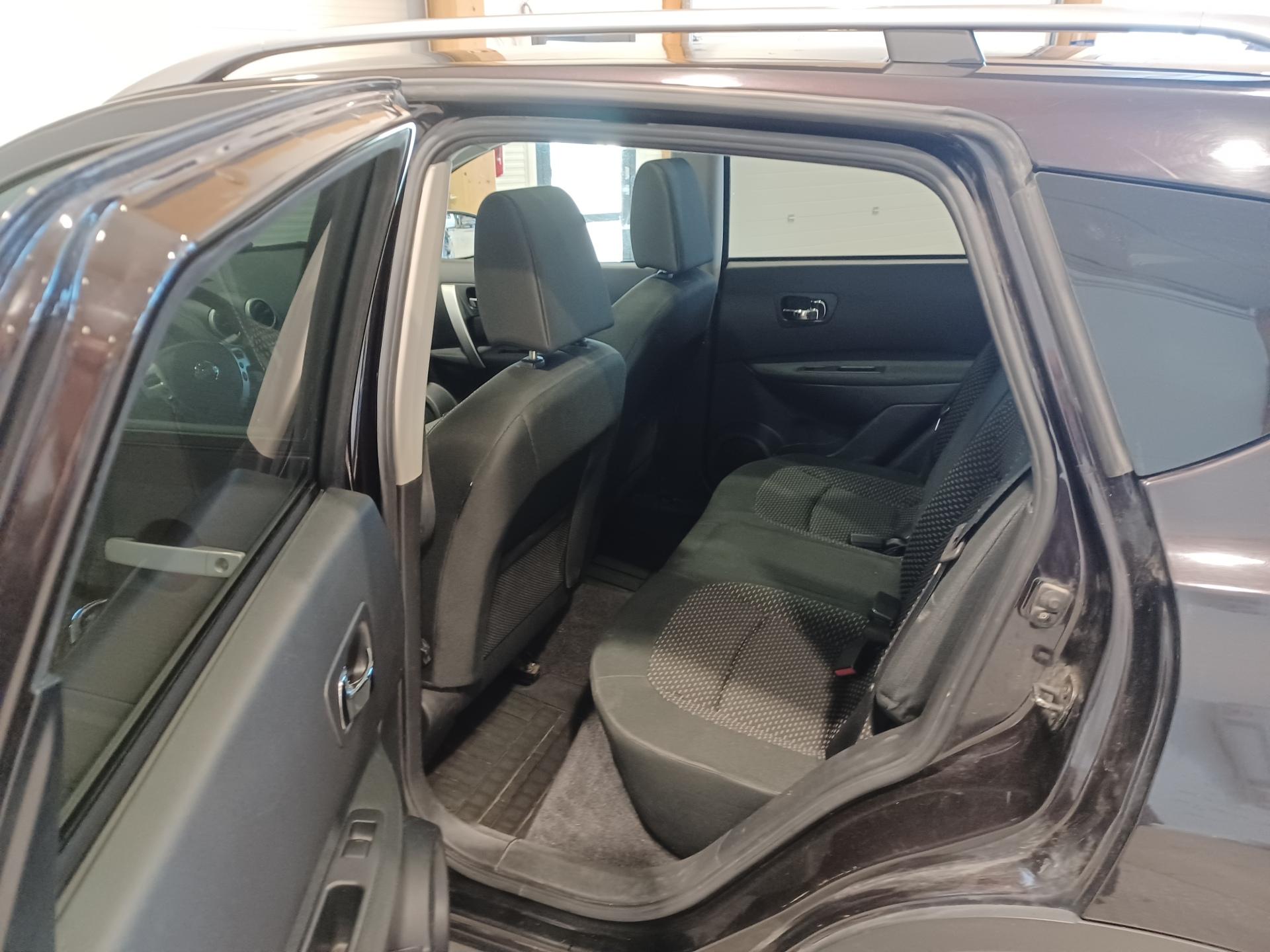 NISSAN Qashqai 2009