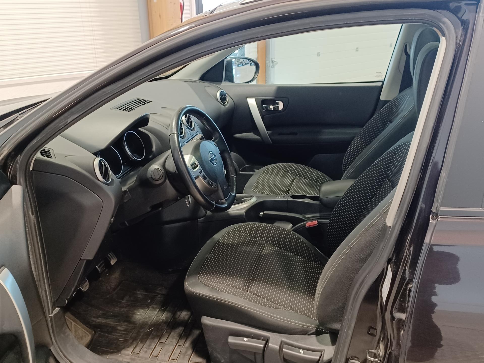 NISSAN Qashqai 2009