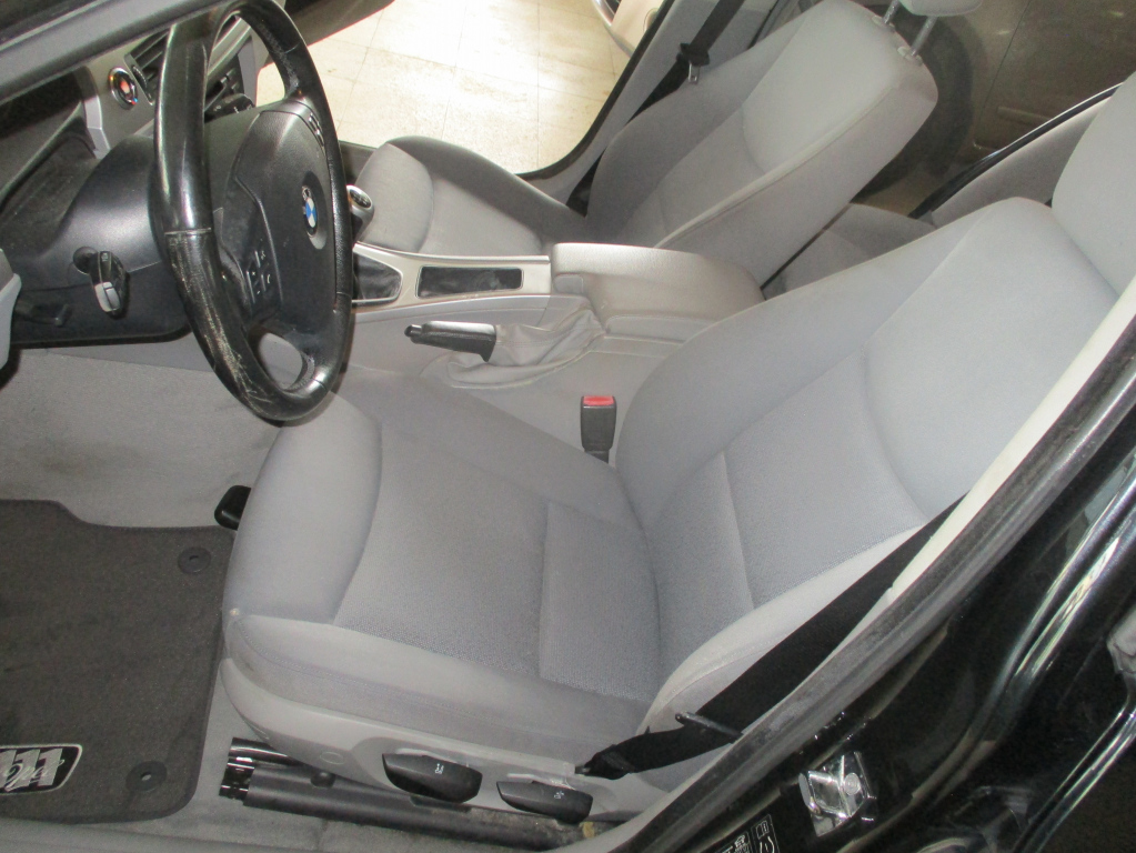 BMW 325i 2006
