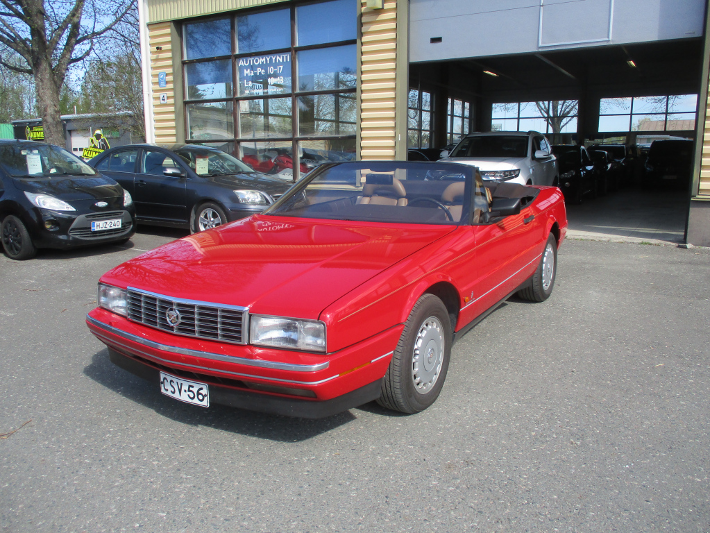 CADILLAC Allante 1988
