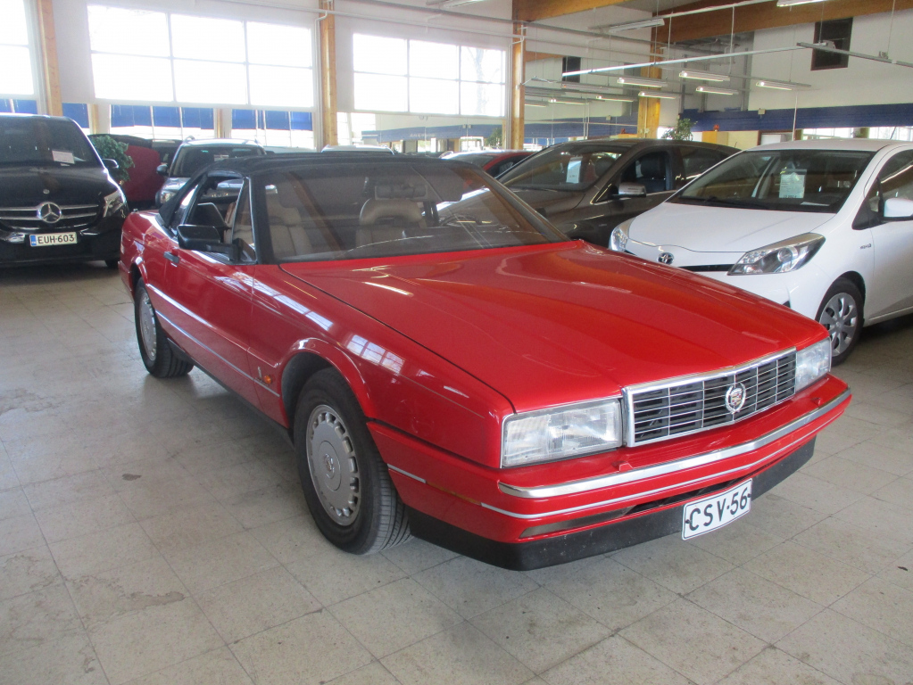 CADILLAC Allante 1988