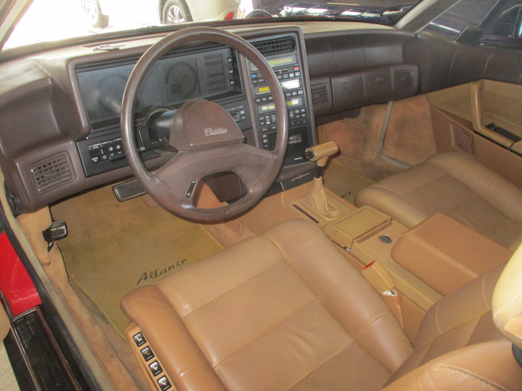 CADILLAC Allante 1988