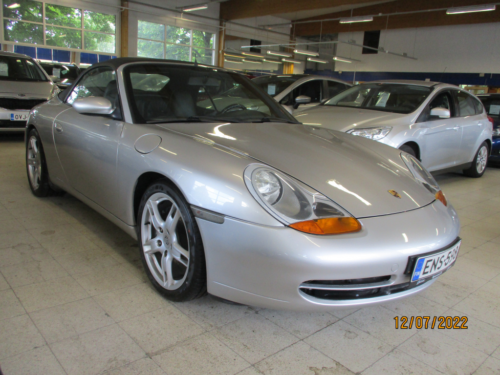 PORSCHE 911 CARRERA 1999