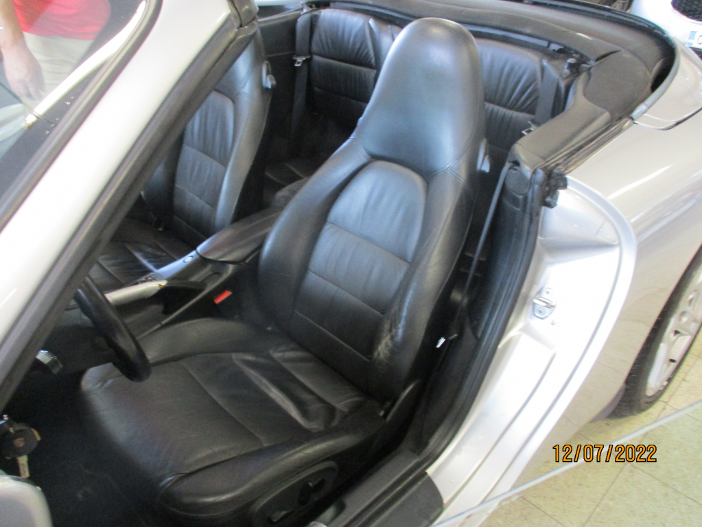 PORSCHE 911 CARRERA 1999