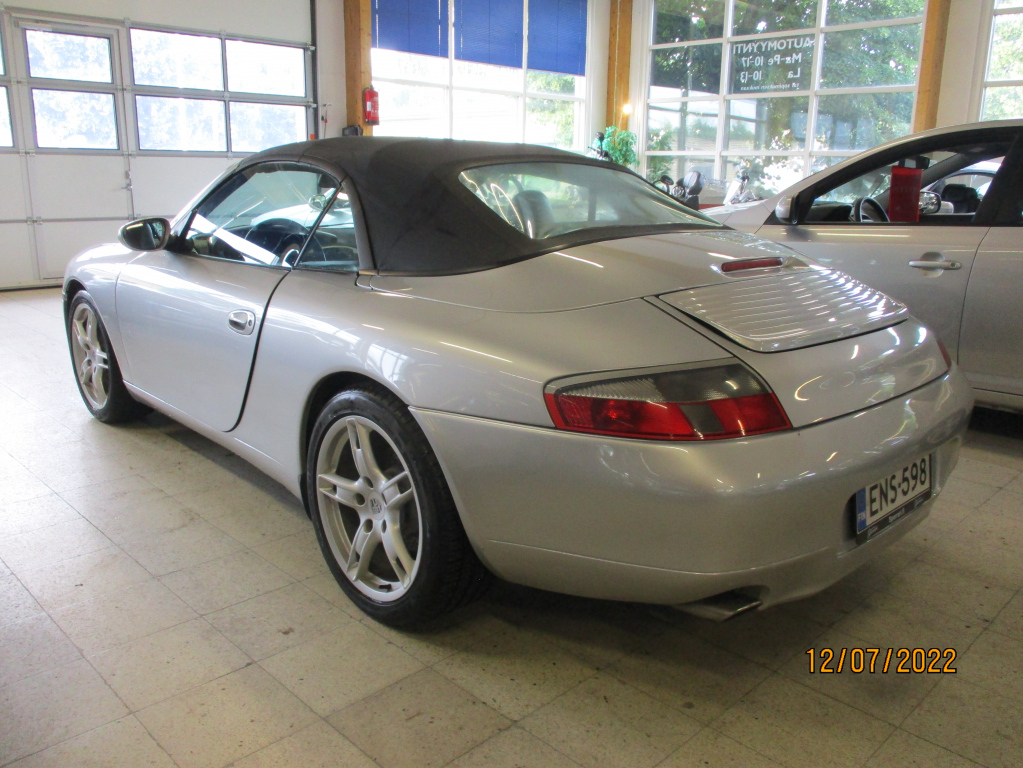 PORSCHE 911 CARRERA 1999