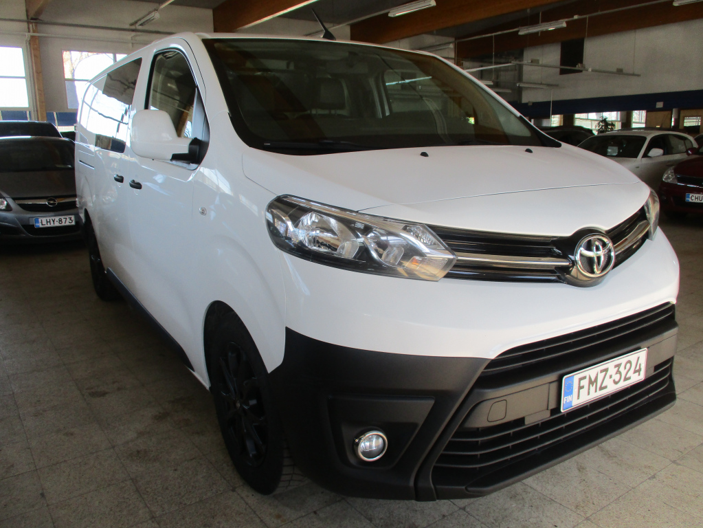 TOYOTA PROACE 2018