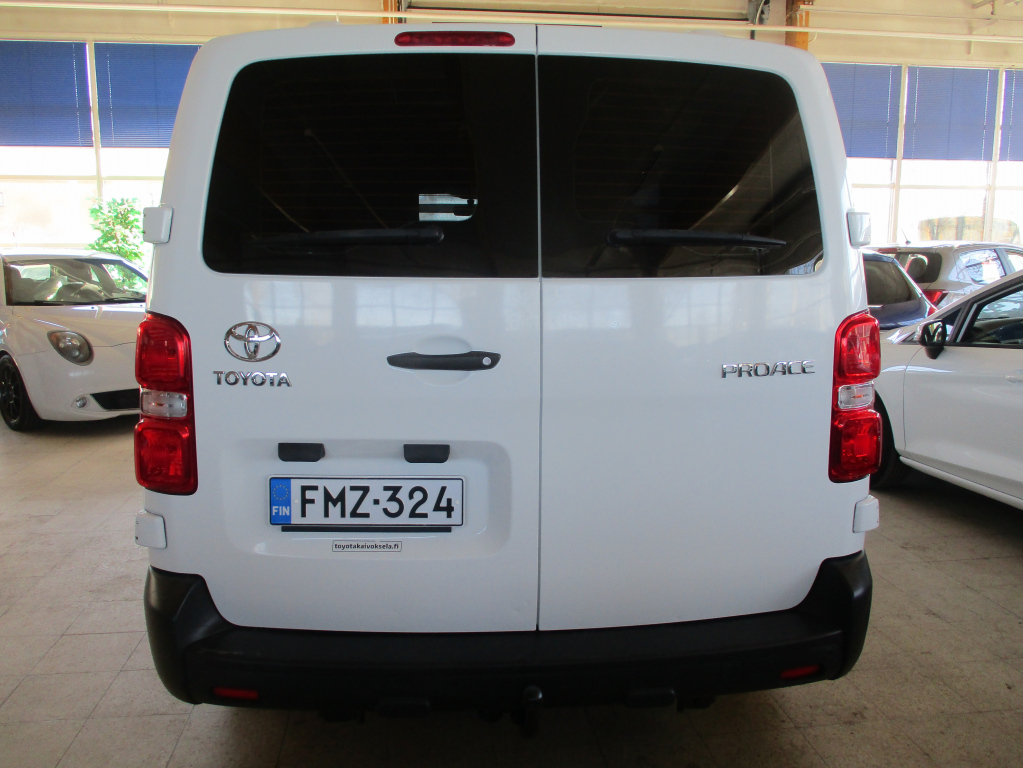 TOYOTA PROACE 2018
