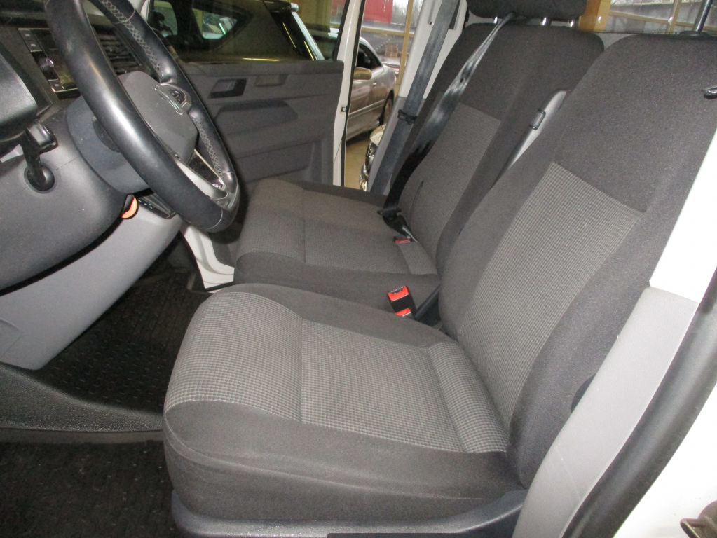 VOLKSWAGEN Transporter 2022