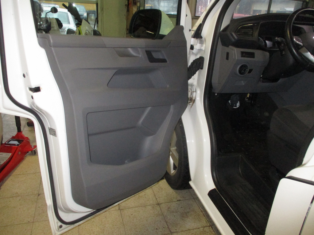 VOLKSWAGEN Transporter 2022