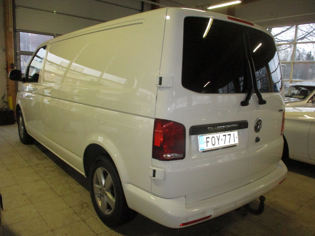 VOLKSWAGEN Transporter 2022