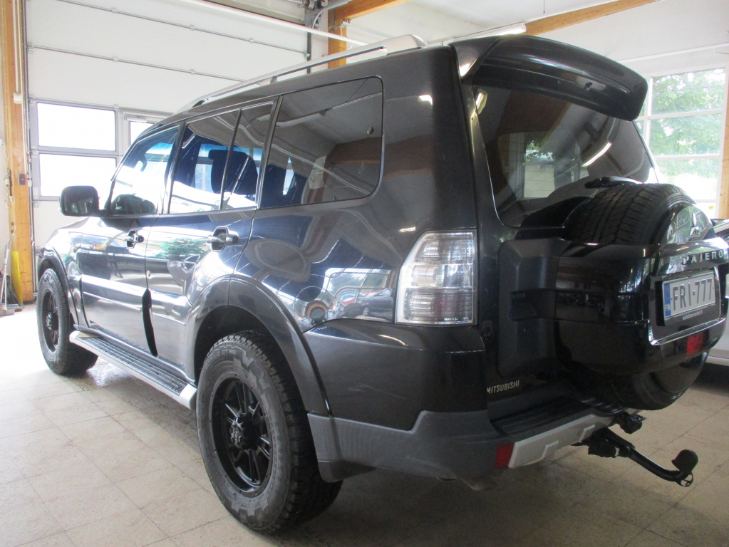 MITSUBISHI Pajero 2007