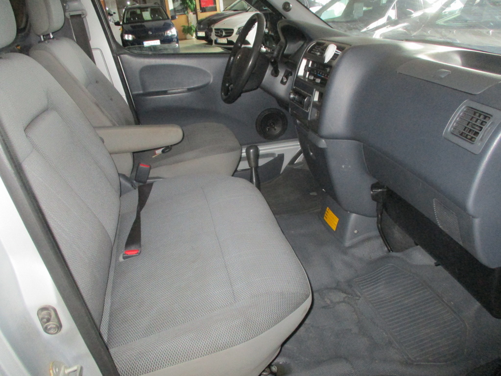 TOYOTA Hiace 2007