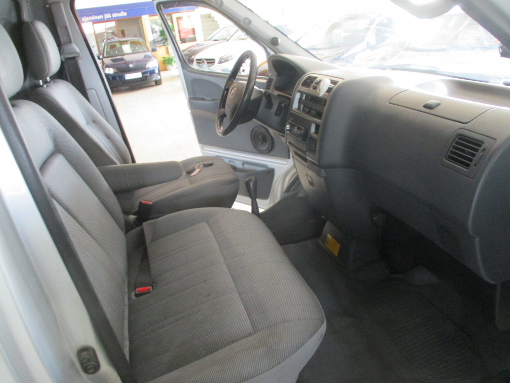 TOYOTA Hiace 2007