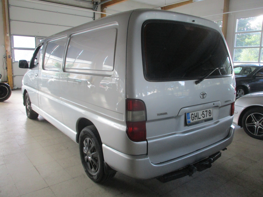 TOYOTA Hiace 2007
