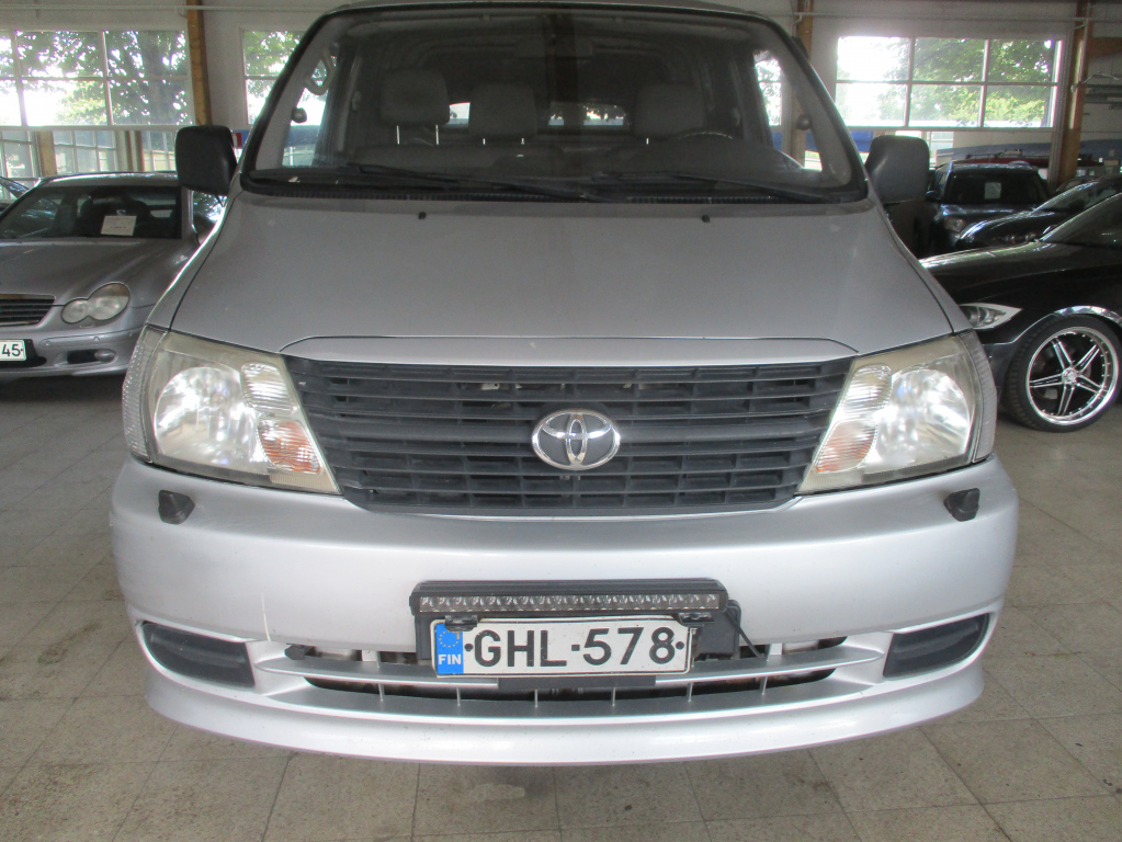 TOYOTA Hiace 2007