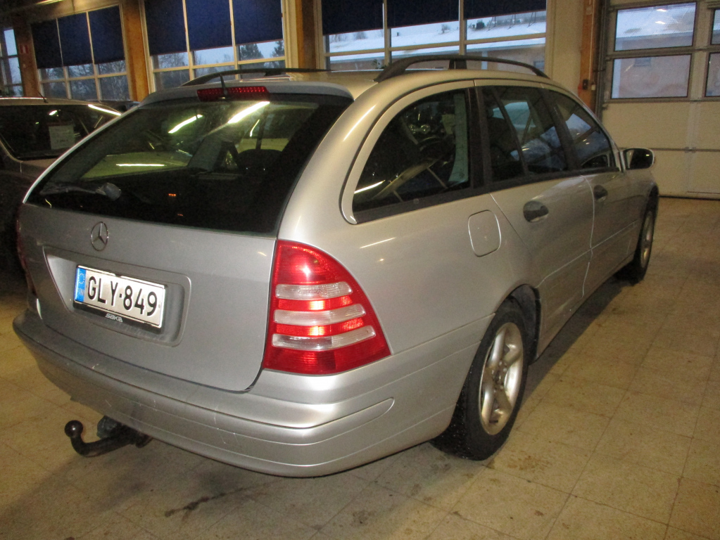 MERCEDES-BENZ C 2006