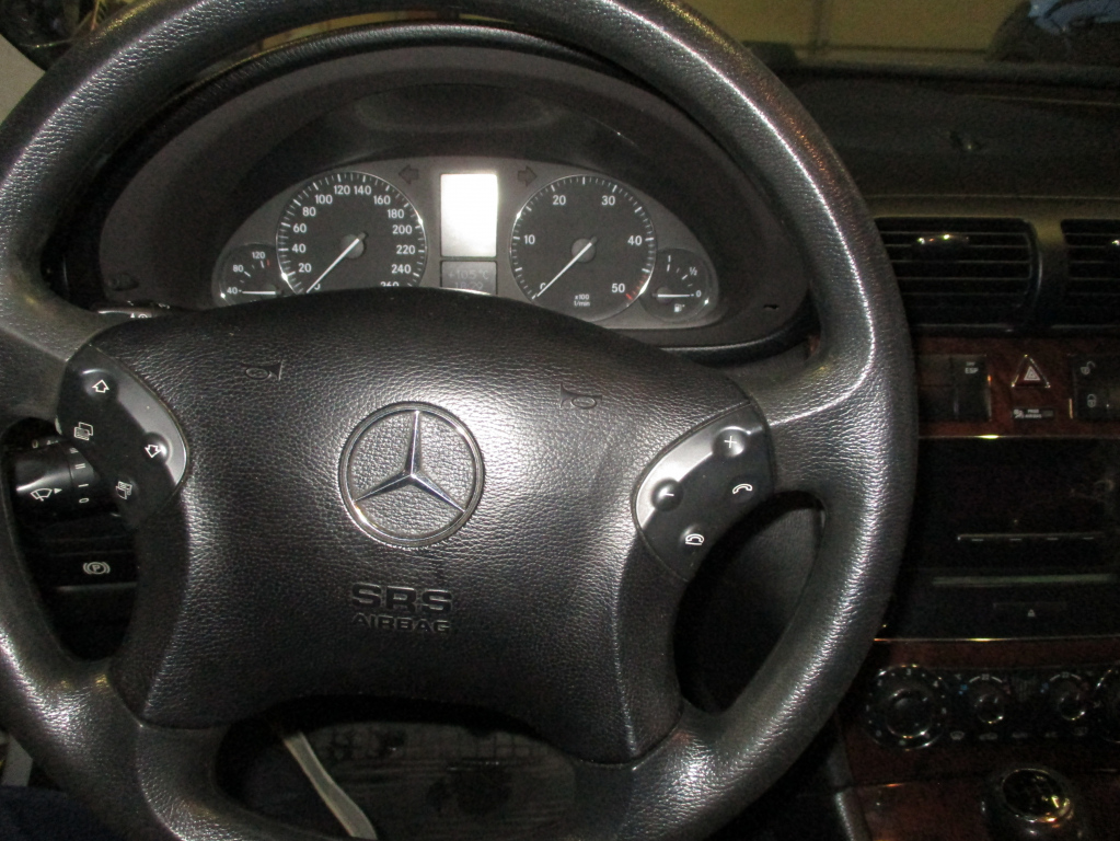 MERCEDES-BENZ C 2006