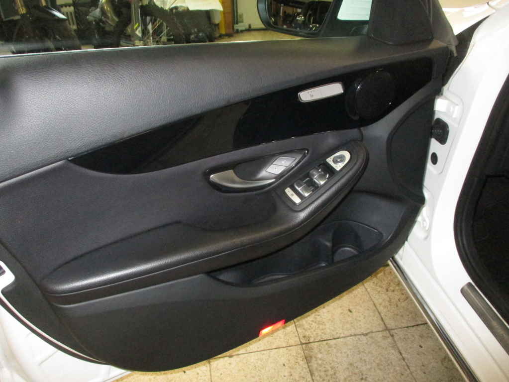 MERCEDES-BENZ C 200 4MATIC 2019