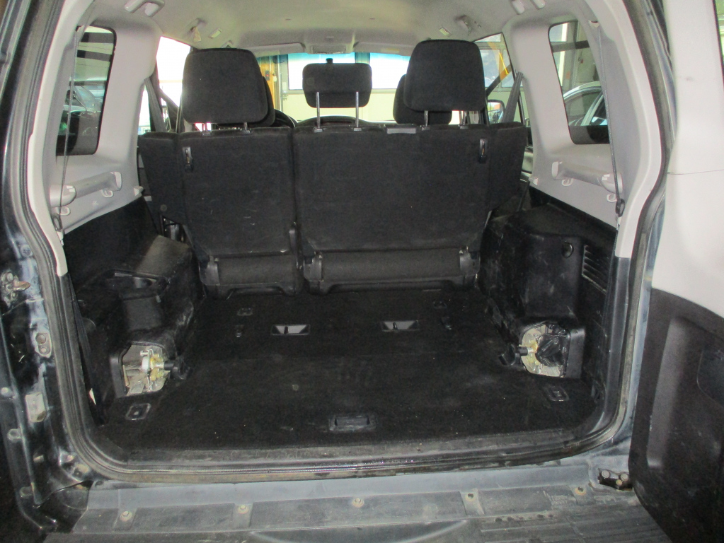 MITSUBISHI Pajero 2012