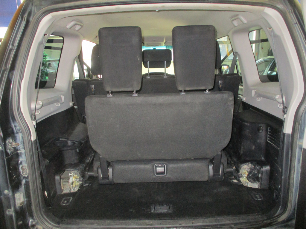 MITSUBISHI Pajero 2012