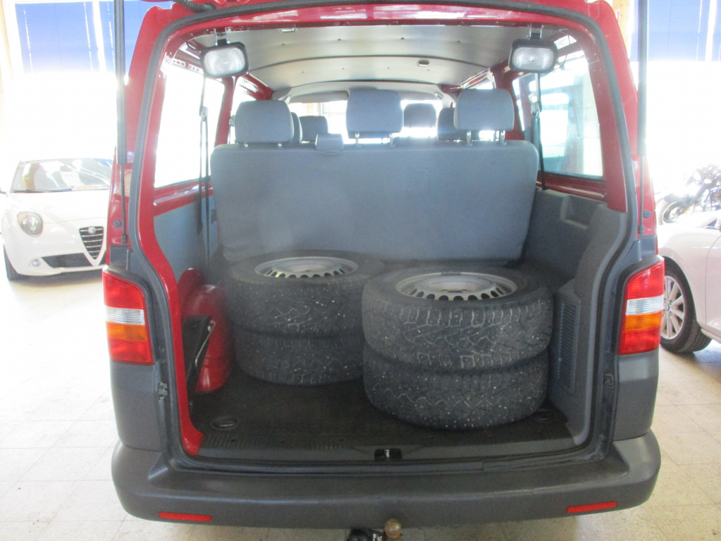 VOLKSWAGEN CARAVELLE 2008