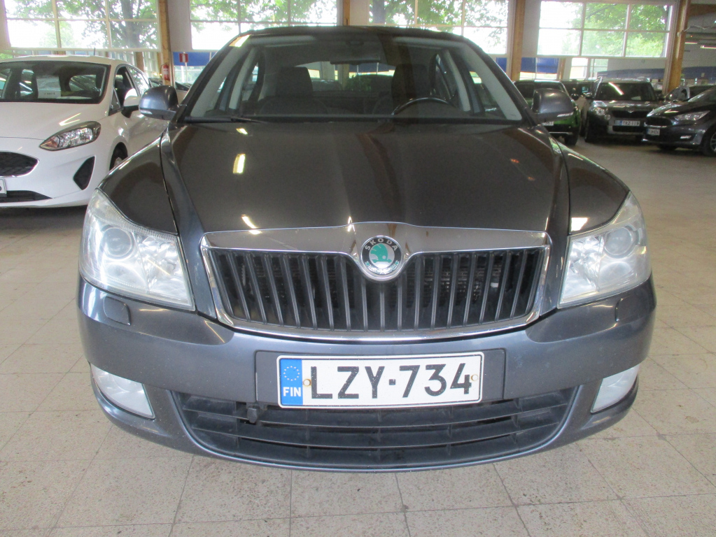 SKODA Octavia 2012