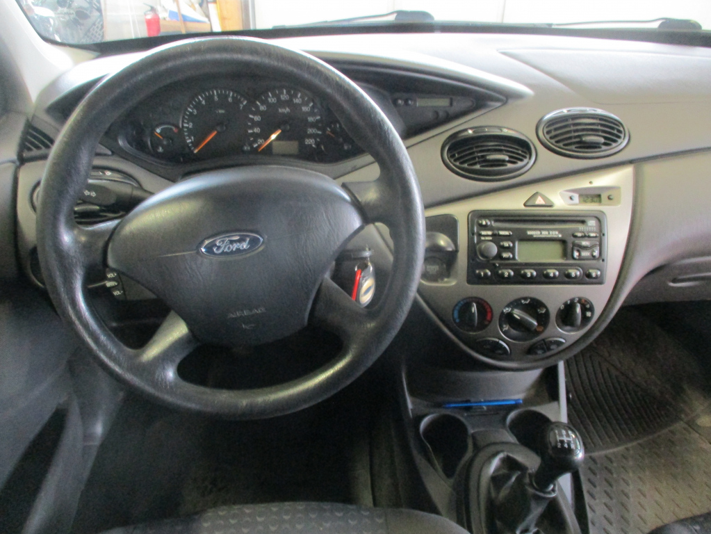 FORD FOCUS 2004